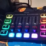 Mesa de Som USB com Phantom Power e Efeitos de Voz para Streaming, Podcast e Games | Leve Seu Áudio ao Nível Profissional! photo review