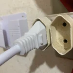 Extensão Elétrica 2 Metros com 3/4 Tomadas e 3 USB, Bivolt, Proteção Contra Surtos, Botão Liga/Desliga – Ideal para Casa, Escritório, Celulares e Eletrônicos com Carregamento Rápido Com Certificação Inmetro photo review