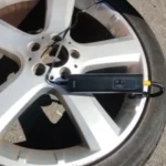 Mini Compressor de Ar Portátil Recarregável 12V com Display Digital, Lanterna LED, Auto Stop e Alta Pressão – Inflador Rápido para Pneus de Carro, Moto, Bike e Esportes photo review