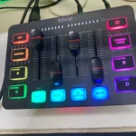 Mesa de Som USB com Phantom Power e Efeitos de Voz para Streaming, Podcast e Games | Leve Seu Áudio ao Nível Profissional! photo review